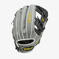 Wilson Sporting Goods Wilson A500 11" Infield Glove (RHT)